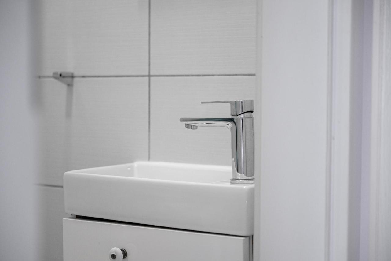 Euro Square Studios Zagreb Extérieur photo